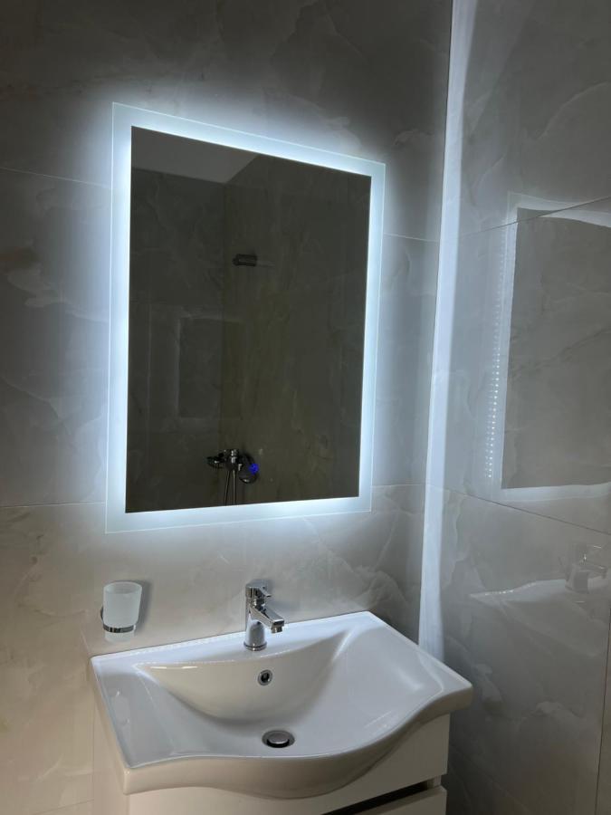Harmony Apartments Sarande Exterior photo